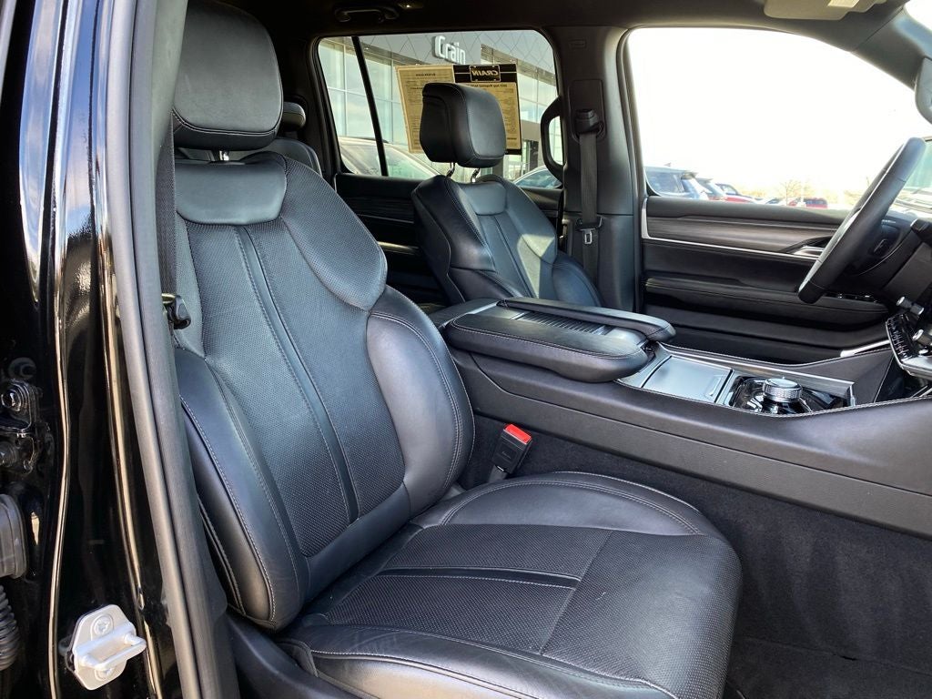 2023 Jeep Wagoneer Series III