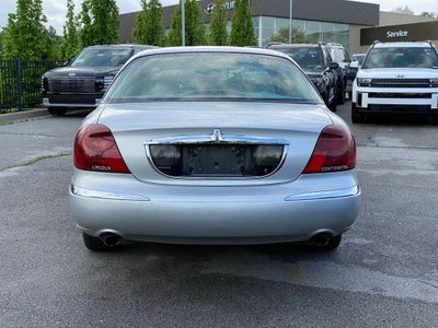 2002 Lincoln Continental Base