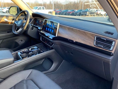 2025 Volkswagen Atlas 2.0T SE w/Technology