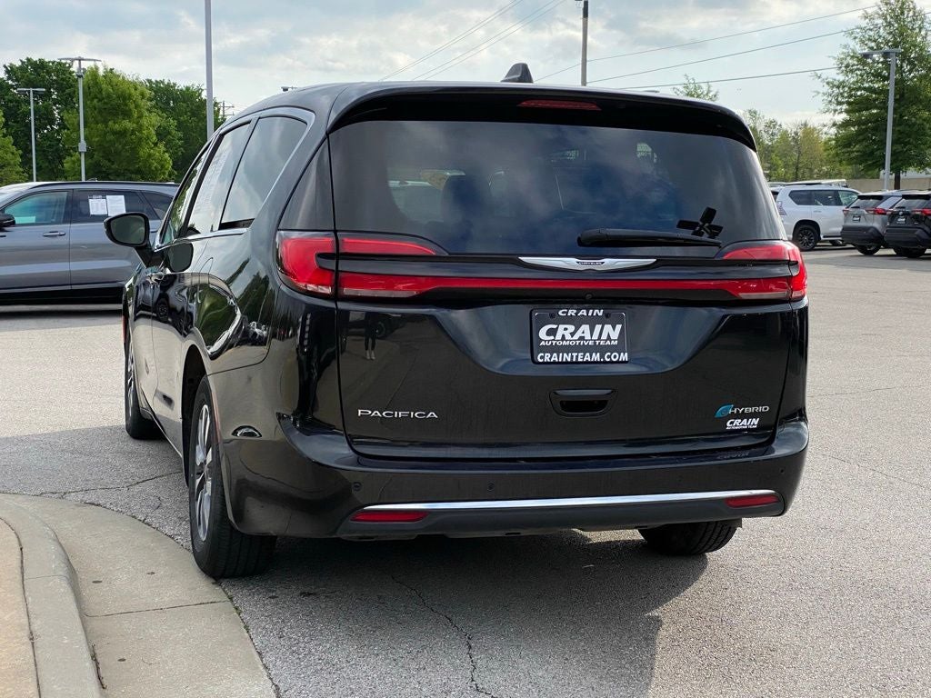 2023 Chrysler Pacifica Hybrid Touring L