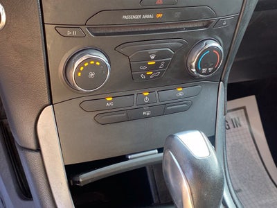 2016 Ford Edge SE