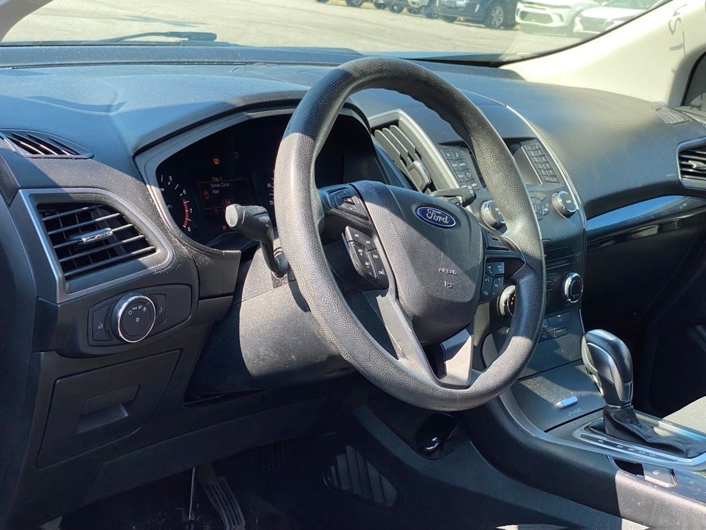 2016 Ford Edge SE