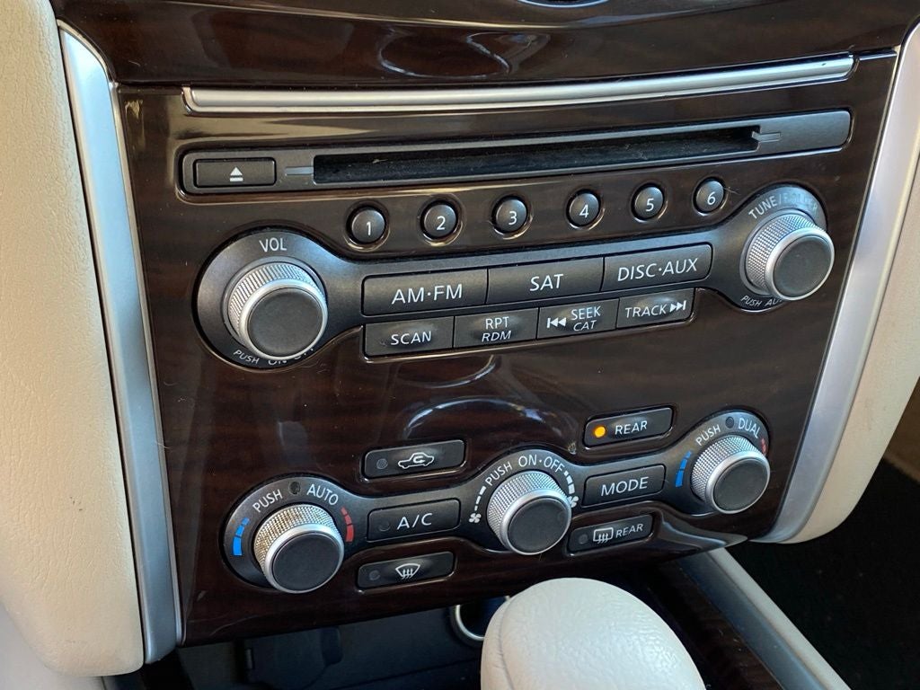 2015 Nissan Pathfinder SL