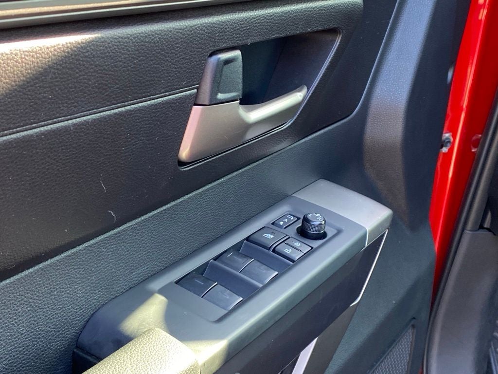 2025 Toyota Sequoia SR5