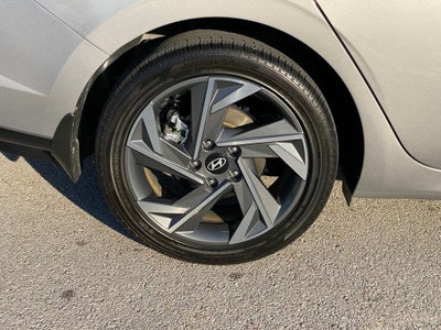2026 Hyundai Elantra Hybrid Limited