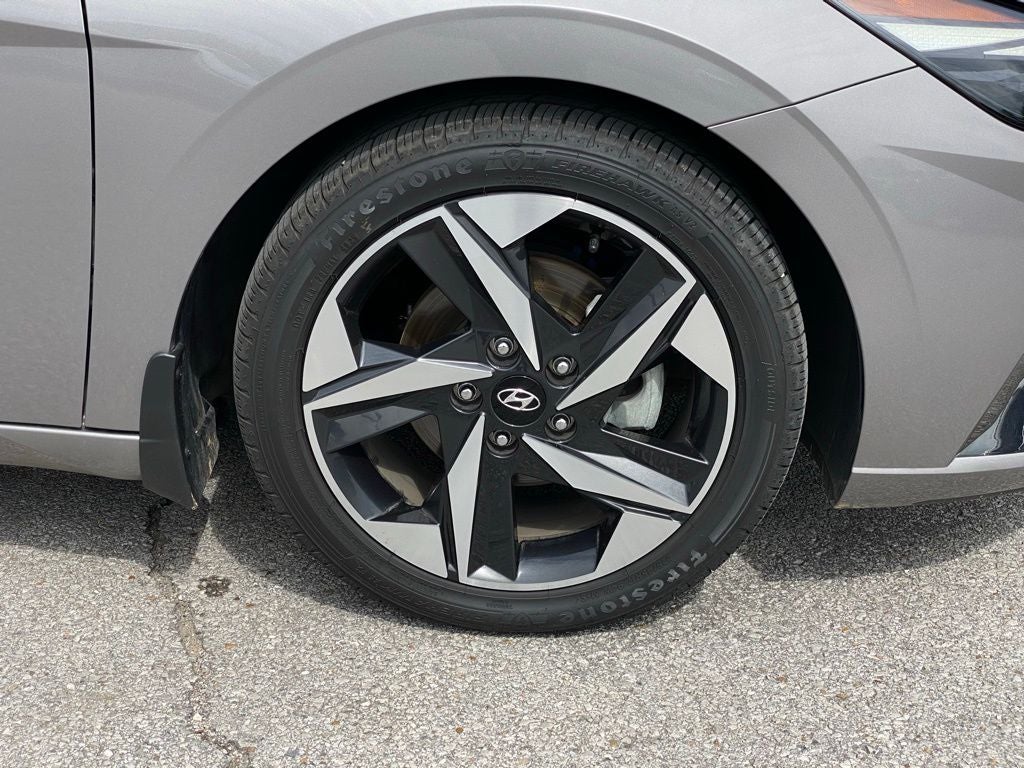 2022 Hyundai Elantra Limited