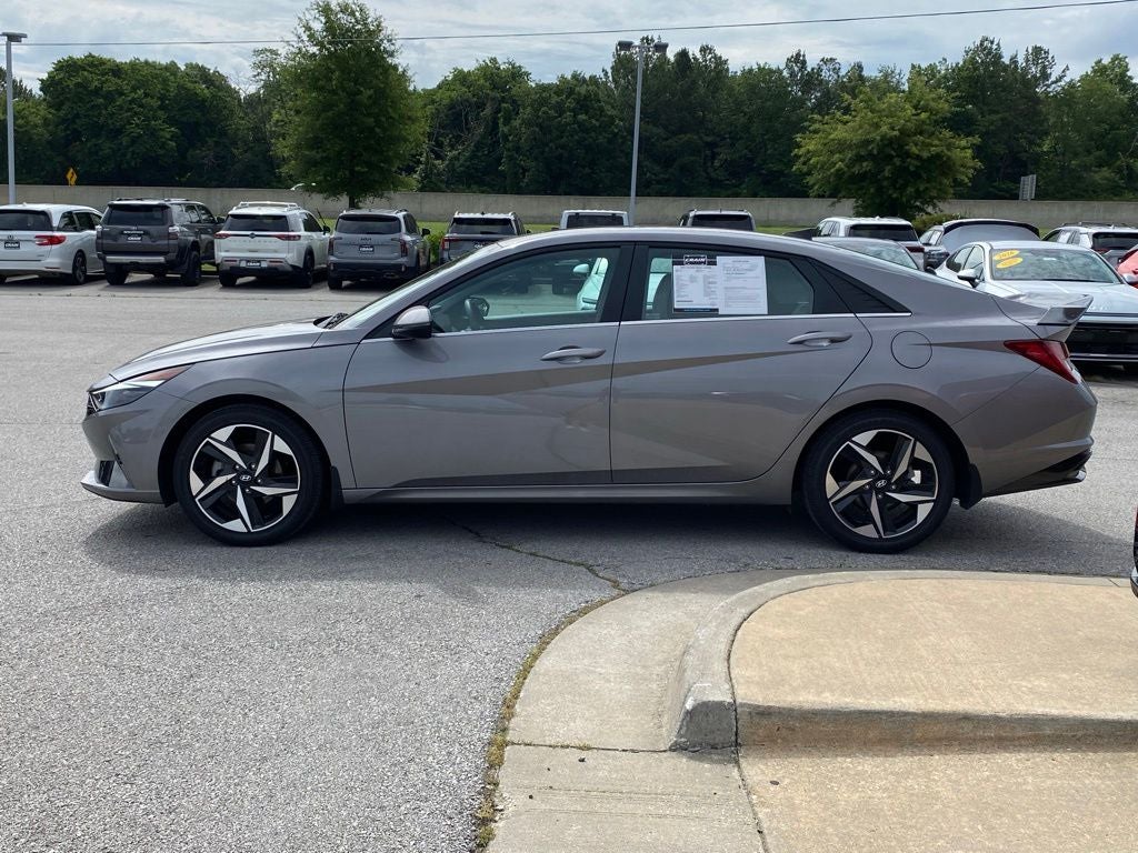 2022 Hyundai Elantra Limited