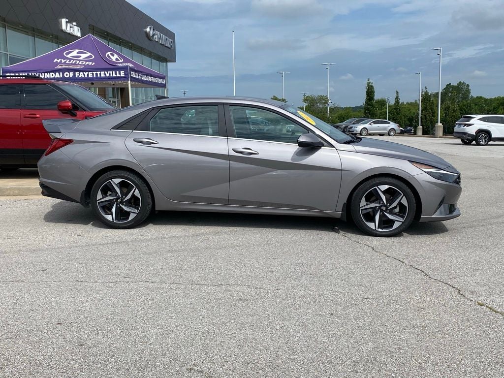 2022 Hyundai Elantra Limited