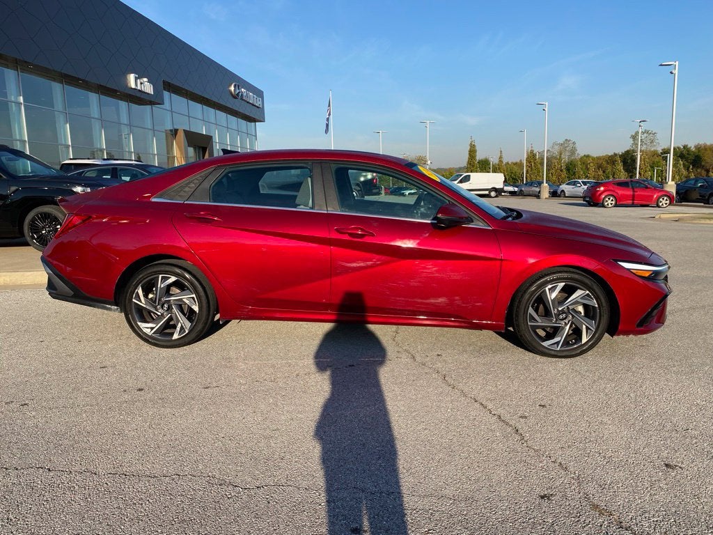 2024 Hyundai Elantra Limited