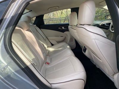 2015 Chrysler 200 C SUPER CLEAN!