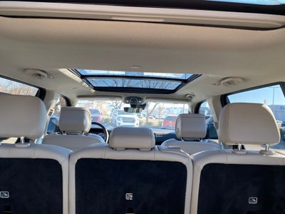 2024 Jeep Wagoneer Base