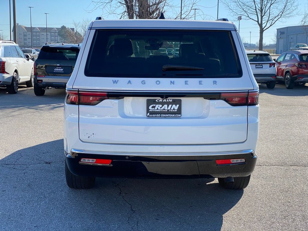 2024 Jeep Wagoneer Base