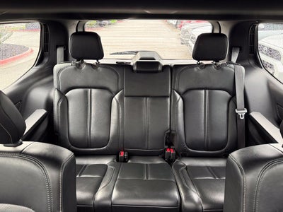 2022 Jeep Wagoneer Series III - 4WD / PANORAMIC SUNROOF / CLEAN CARFAX