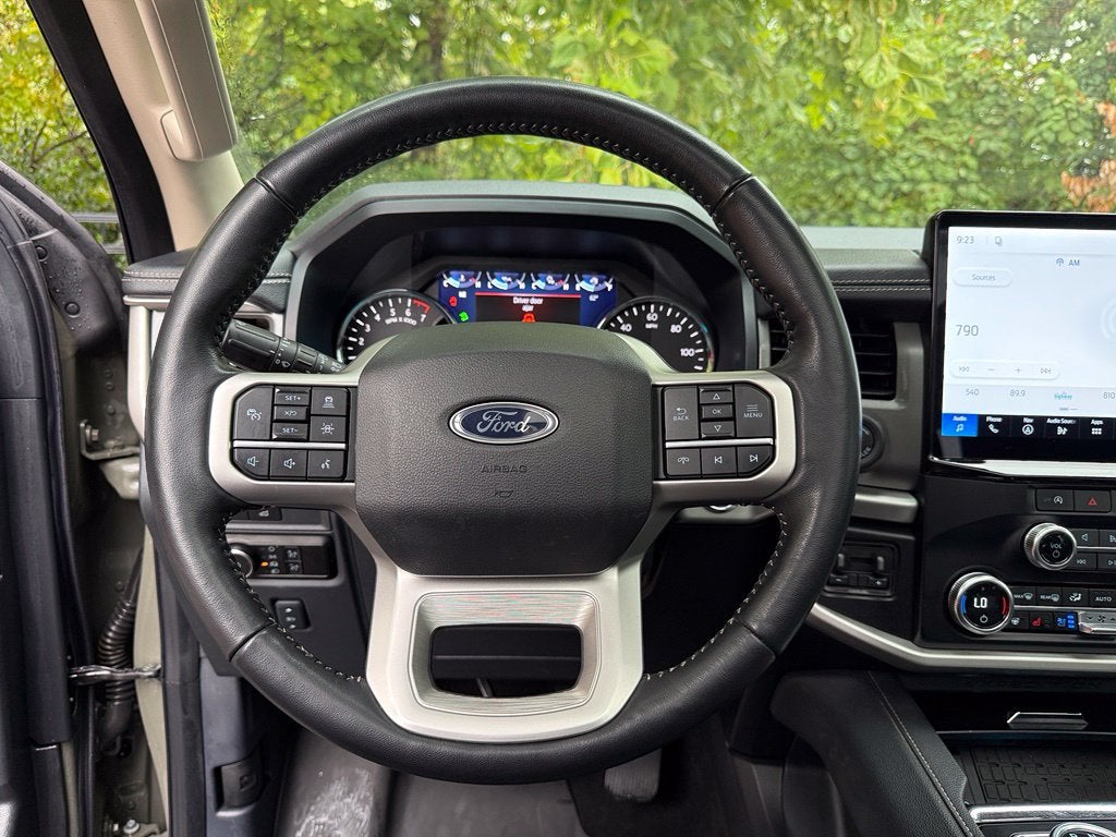 2024 Ford Expedition Max XLT
