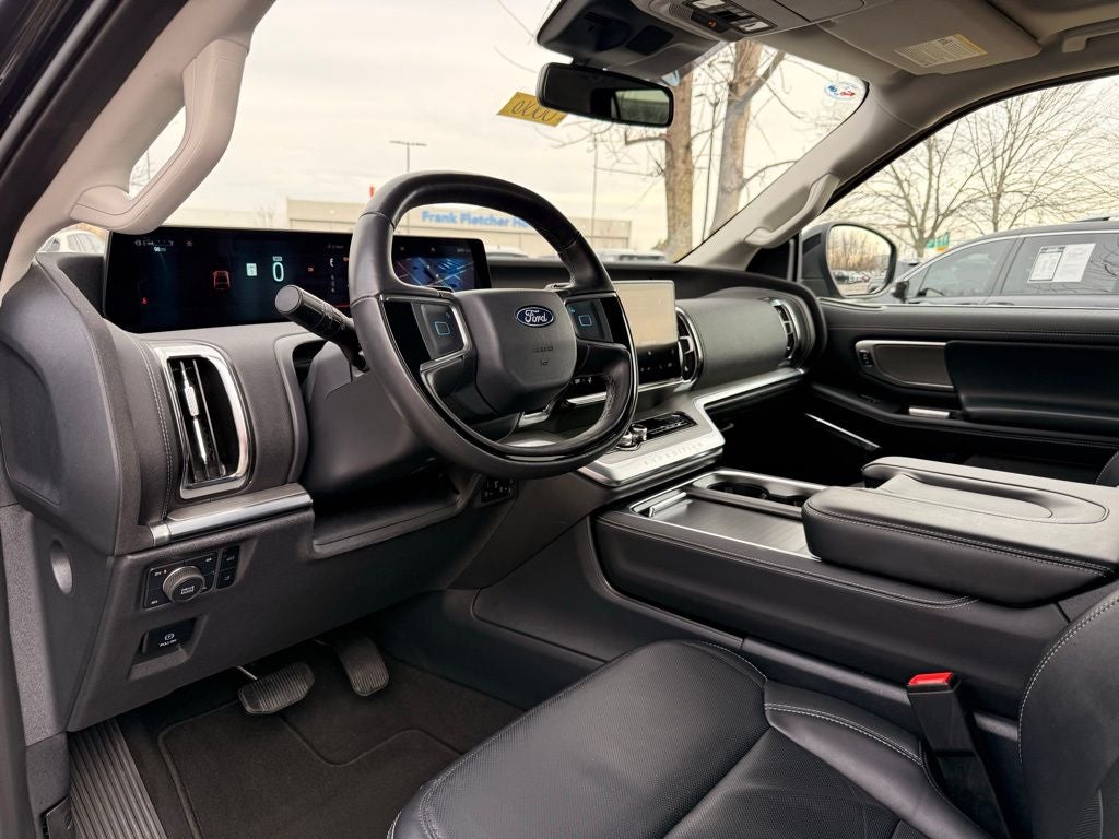 2025 Ford Expedition Platinum 4WD