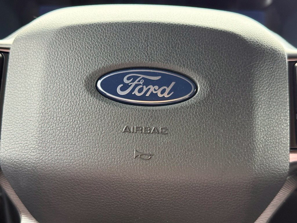 2026 Ford F-150 Platinum - 4WD / CLEAN CARFAX / ONE OWNER