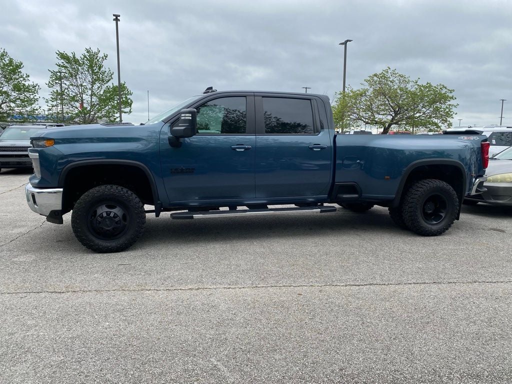 2025 Chevrolet Silverado 3500HD LT Lifted Big Wheels & Tires