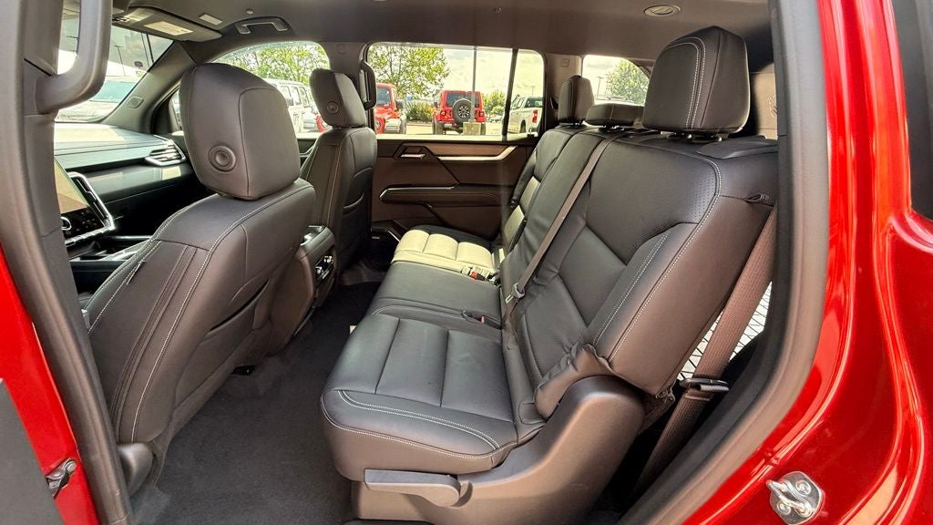 2026 GMC Acadia Elevation LOW MILES