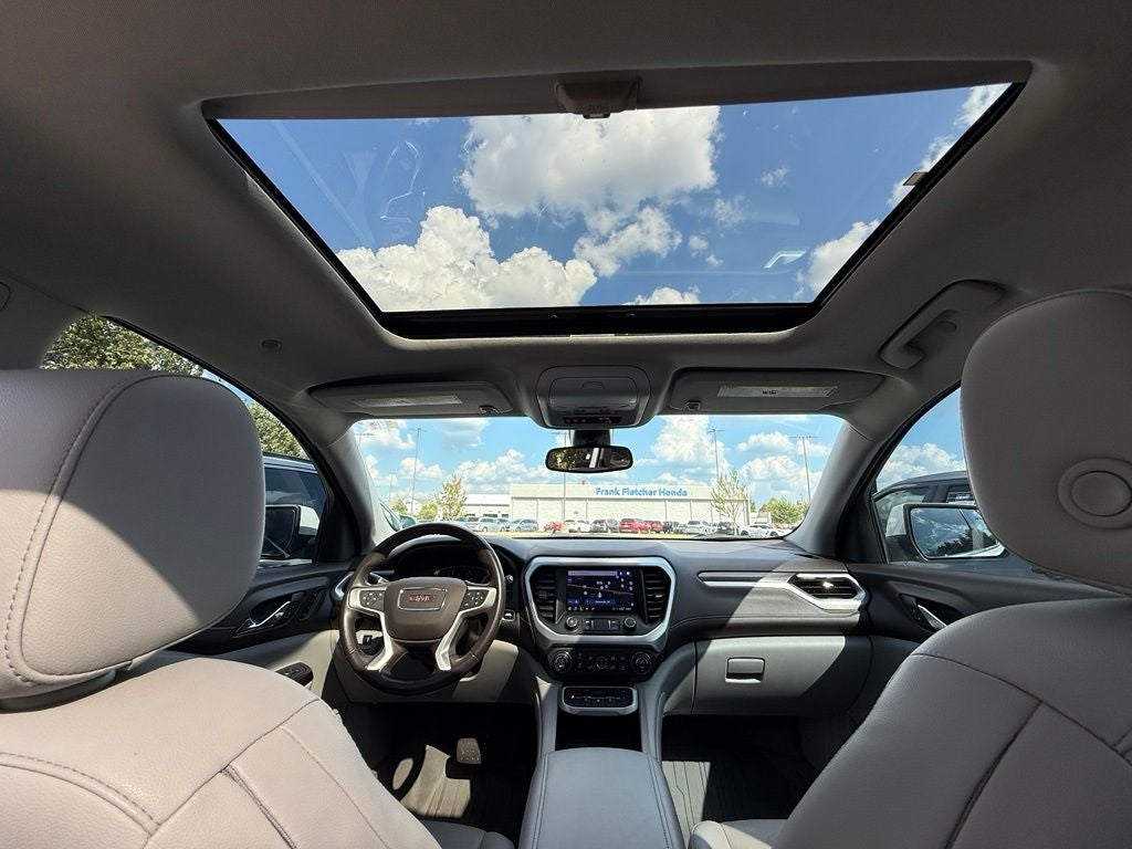 2021 GMC Acadia SLT