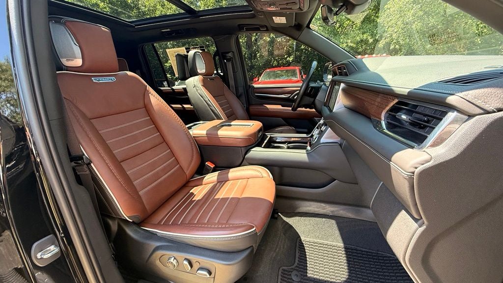 2023 GMC Yukon XL Denali Ultimate