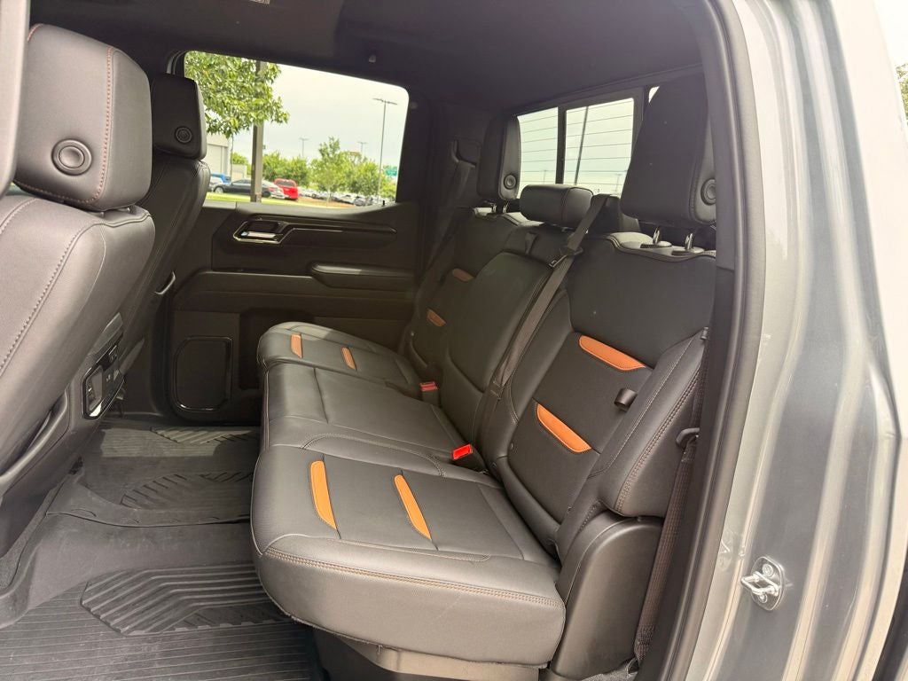2024 GMC Sierra 1500 AT4 4WD