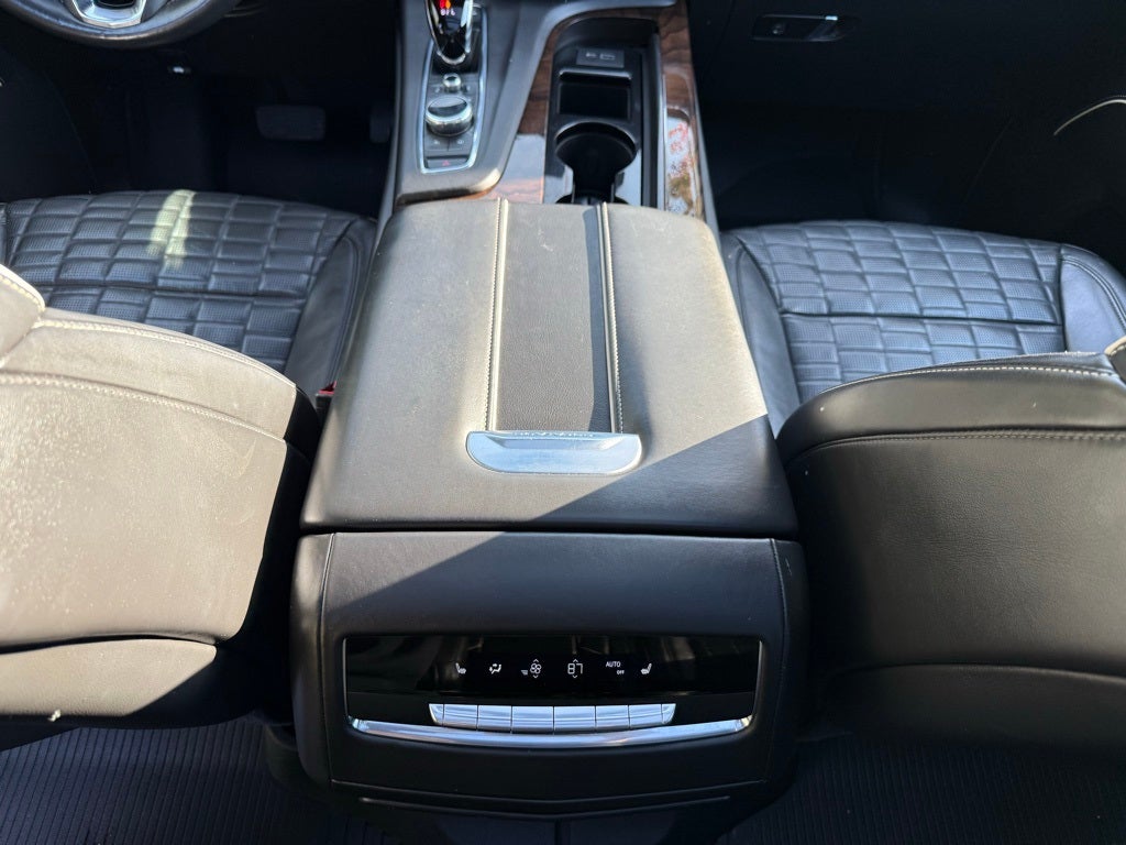 2021 Cadillac Escalade ESV Sport Platinum PANO MOONROOF / 4x4 / CLEAN CARFAX