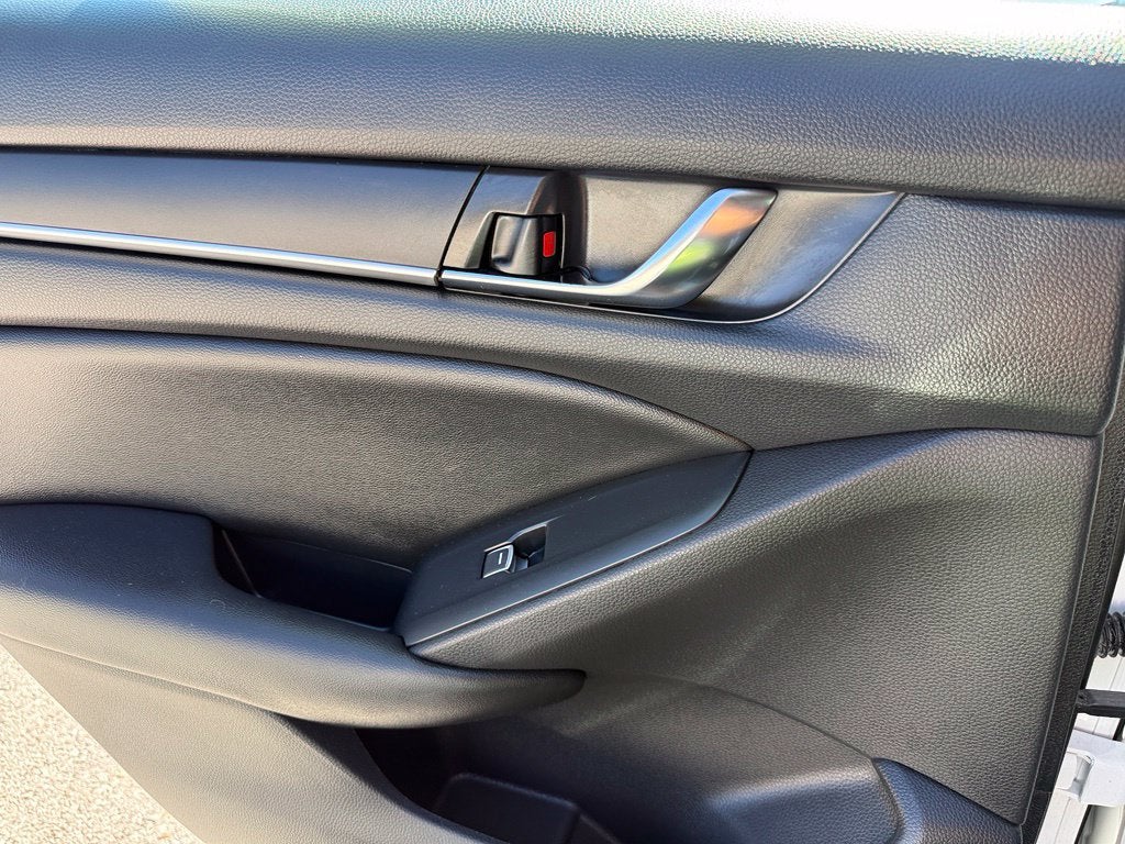 2021 Honda Accord LX - CLEAN CARFAX HISTORY