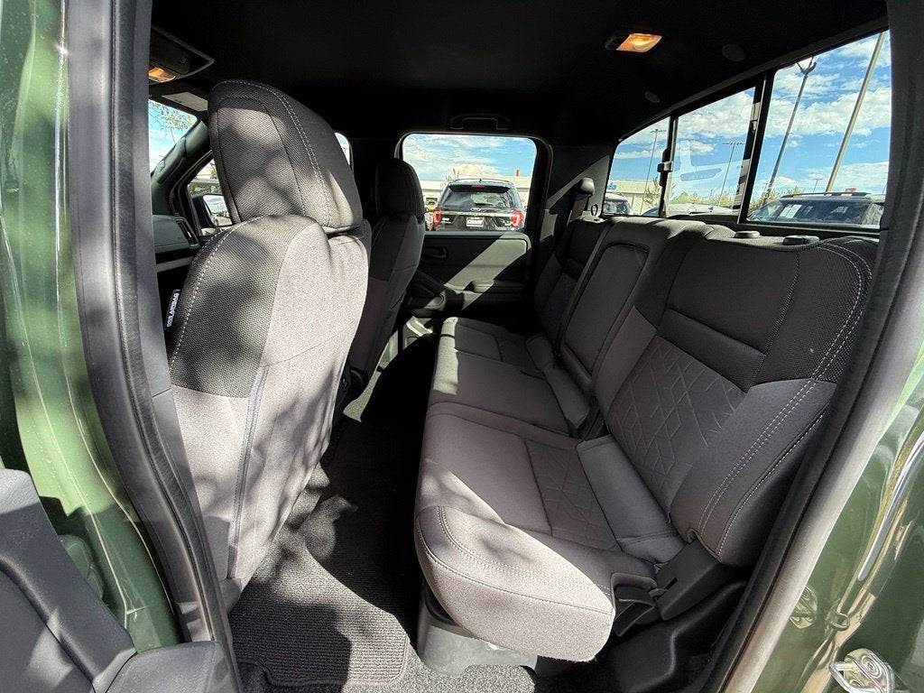 2026 Nissan Frontier SV - 4WD / CLEAN CARFAX / ONE OWNER