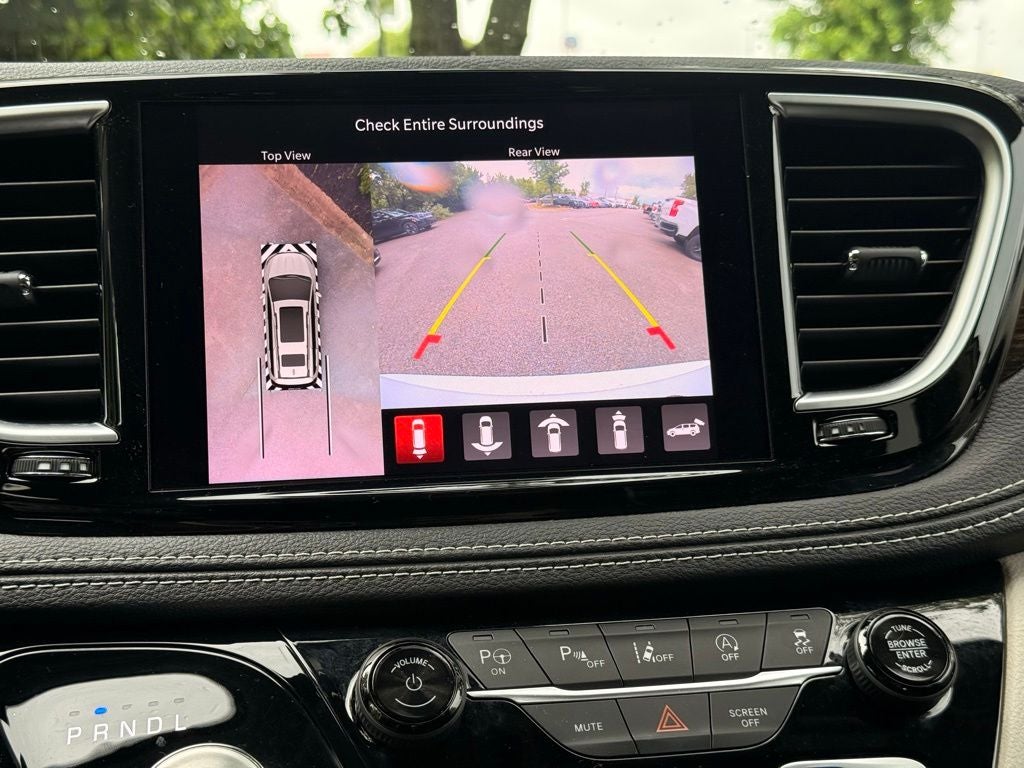 2022 Chrysler Pacifica Limited