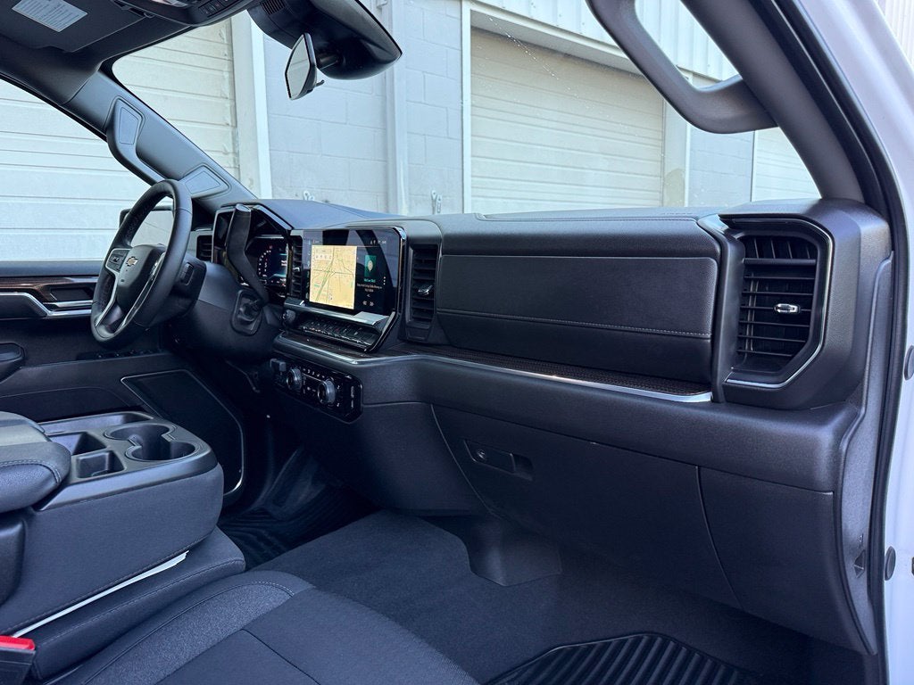 2025 Chevrolet Silverado 1500 LT - 4WD / LIFTED! / CLEAN CARFAX