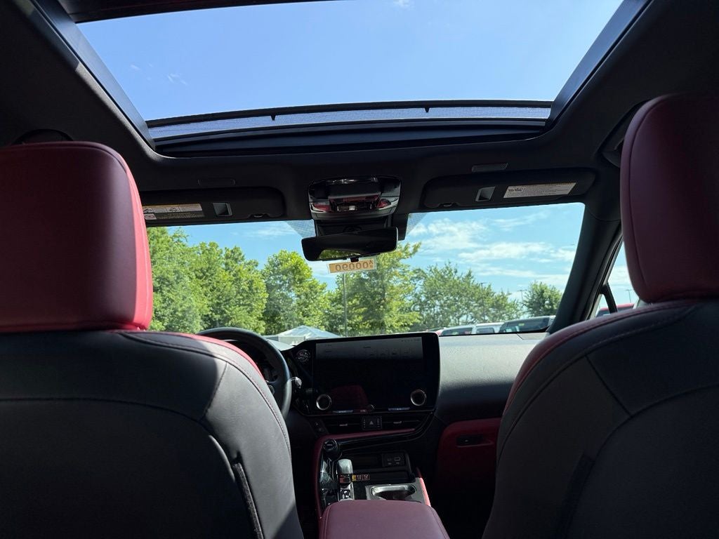 2025 Lexus NX 350h Luxury LIKE NEW!!