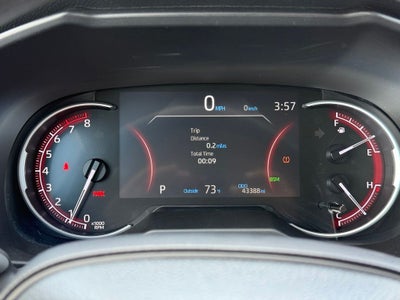 2024 Toyota RAV4 XLE - CLEAN CARFAX / ONE OWNER