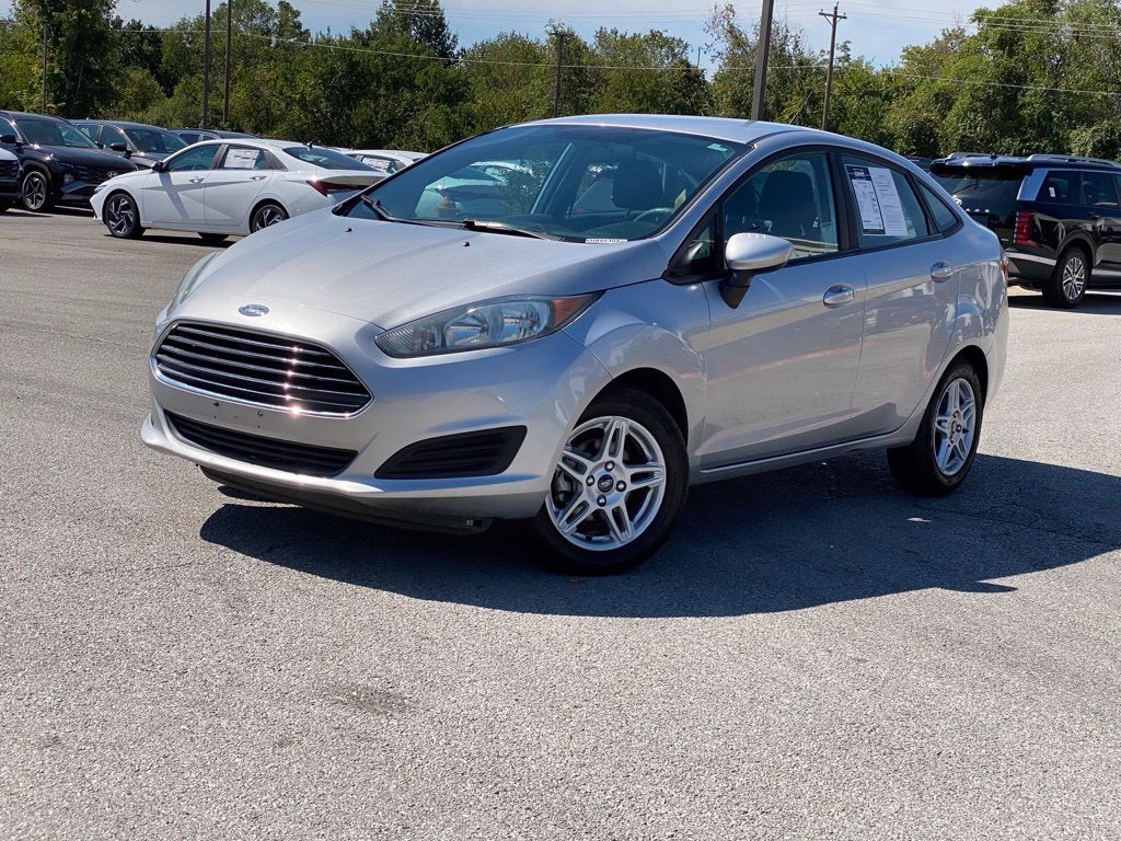 2018 Ford Fiesta SE - SALVAGE TITLE / AS-IS