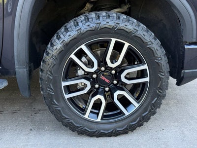 2022 GMC Sierra 1500 AT4 Premium - 4WD / SUNROOF / CLEAN CARFAX