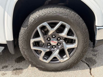 2025 GMC Sierra 1500 SLT