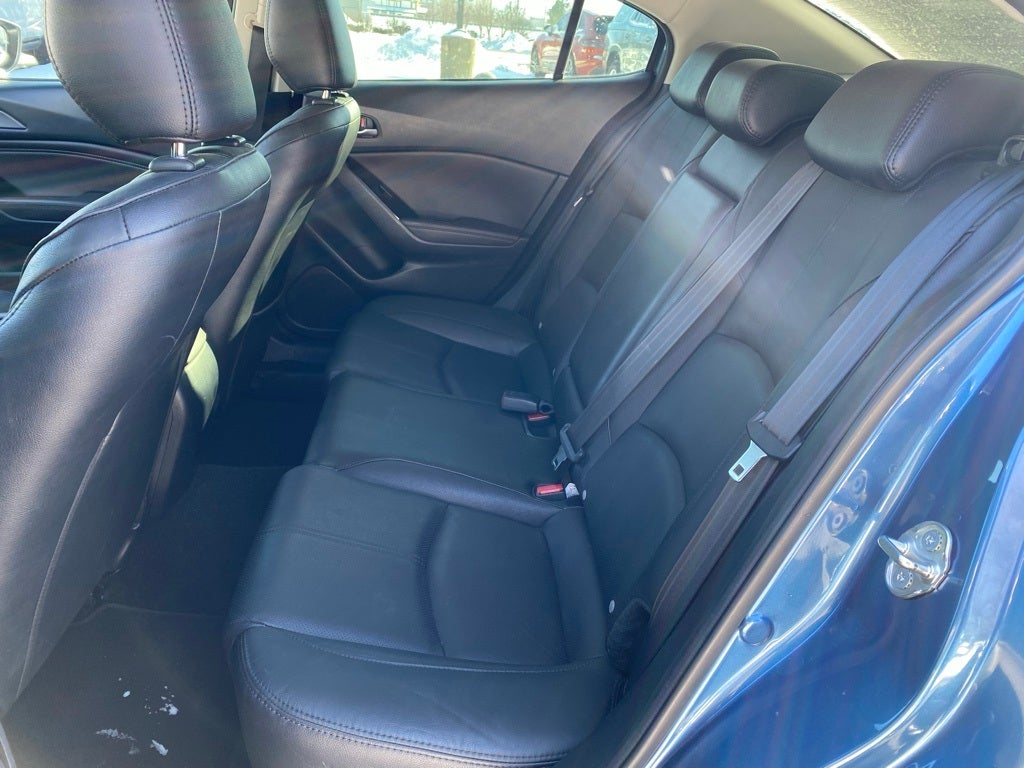 2018 Mazda Mazda3 Grand Touring *LOW MILES*