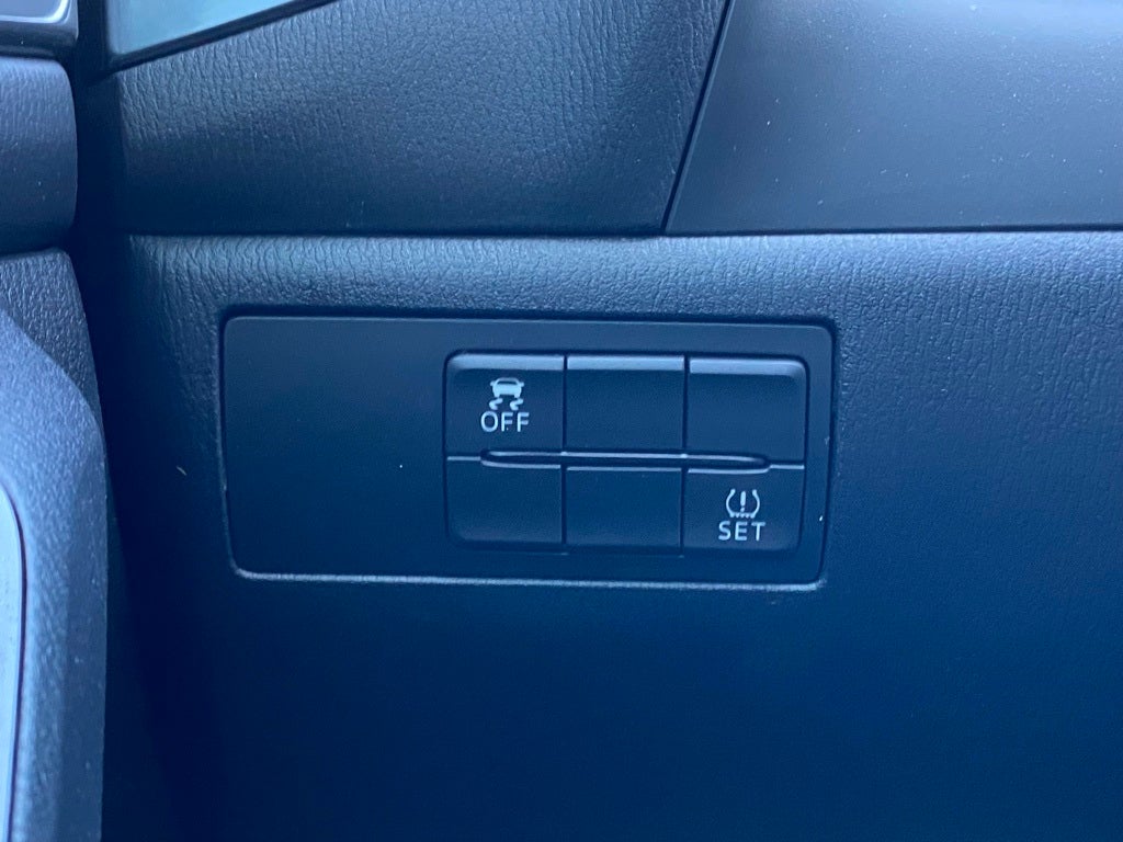 2018 Mazda Mazda3 Grand Touring *LOW MILES*