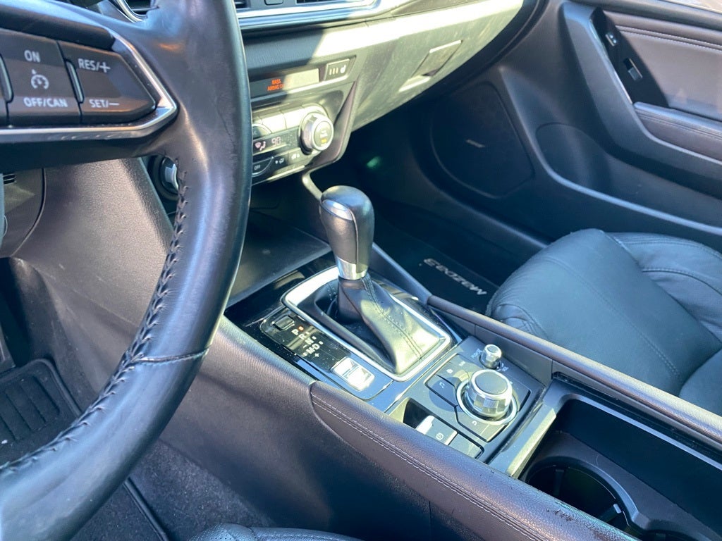 2018 Mazda Mazda3 Grand Touring *LOW MILES*