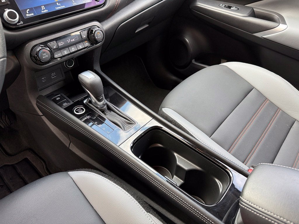 2024 Nissan Kicks SR - CLEAN CARFAX