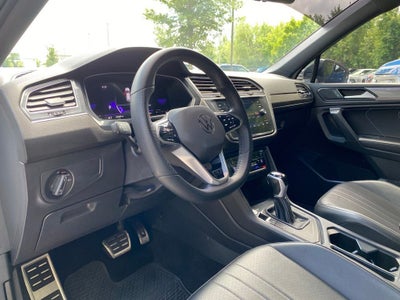 2024 Volkswagen Tiguan 2.0T SE R-Line Black