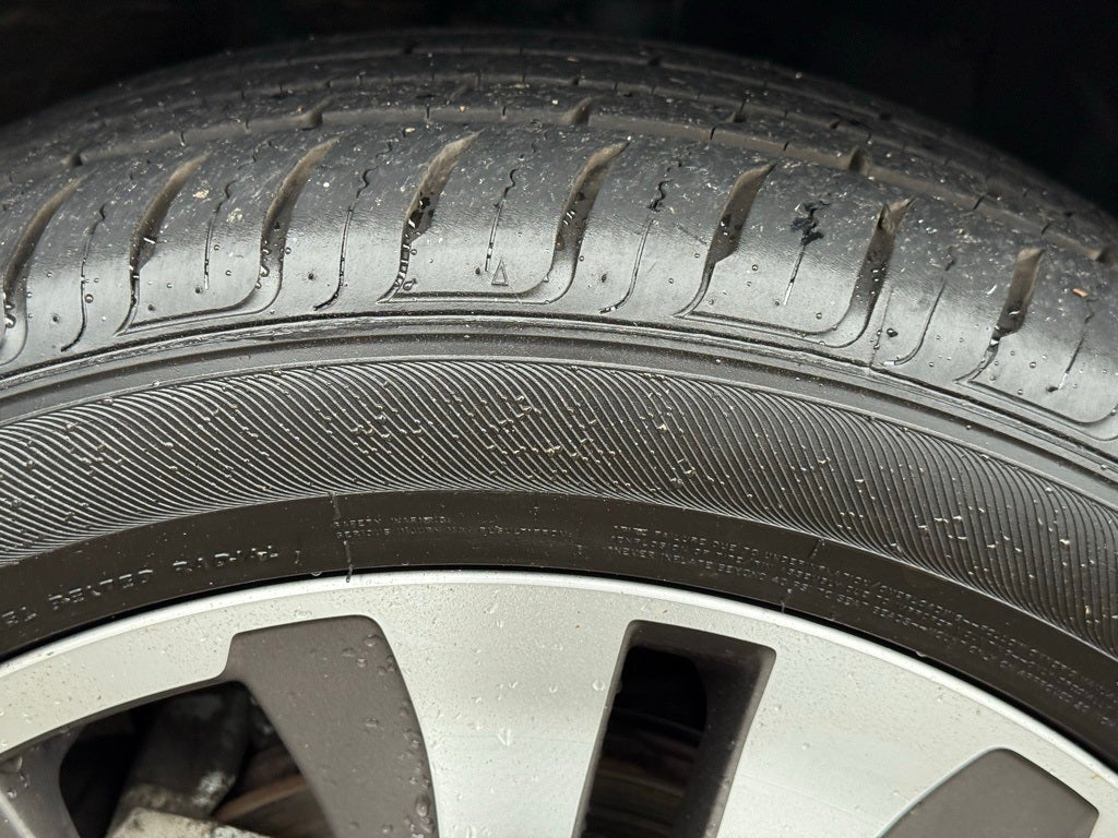 2022 Subaru Ascent Touring HEATED VENTILATED FRONT SEATS