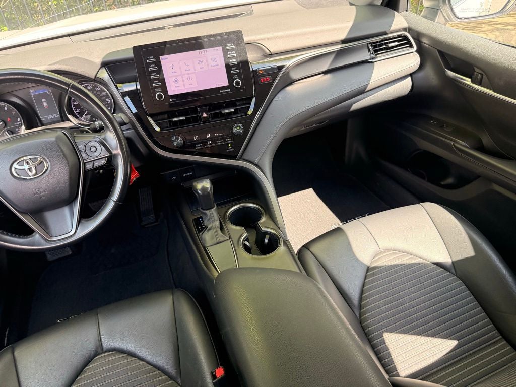 2021 Toyota Camry SE NICE CAR