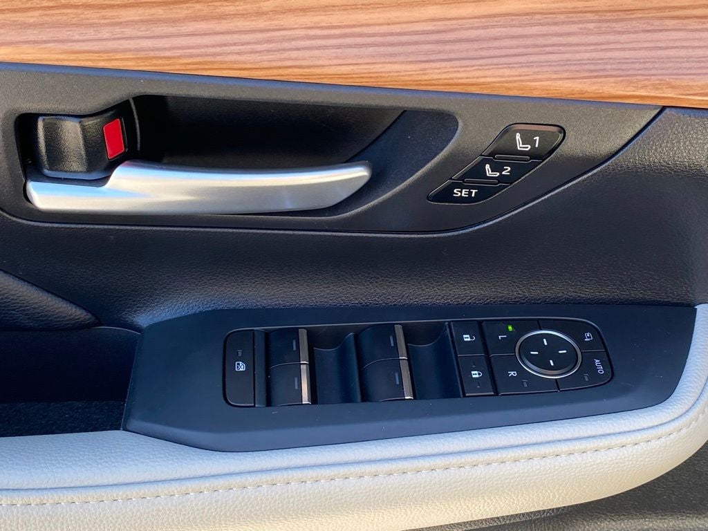 2025 Toyota Grand Highlander Platinum