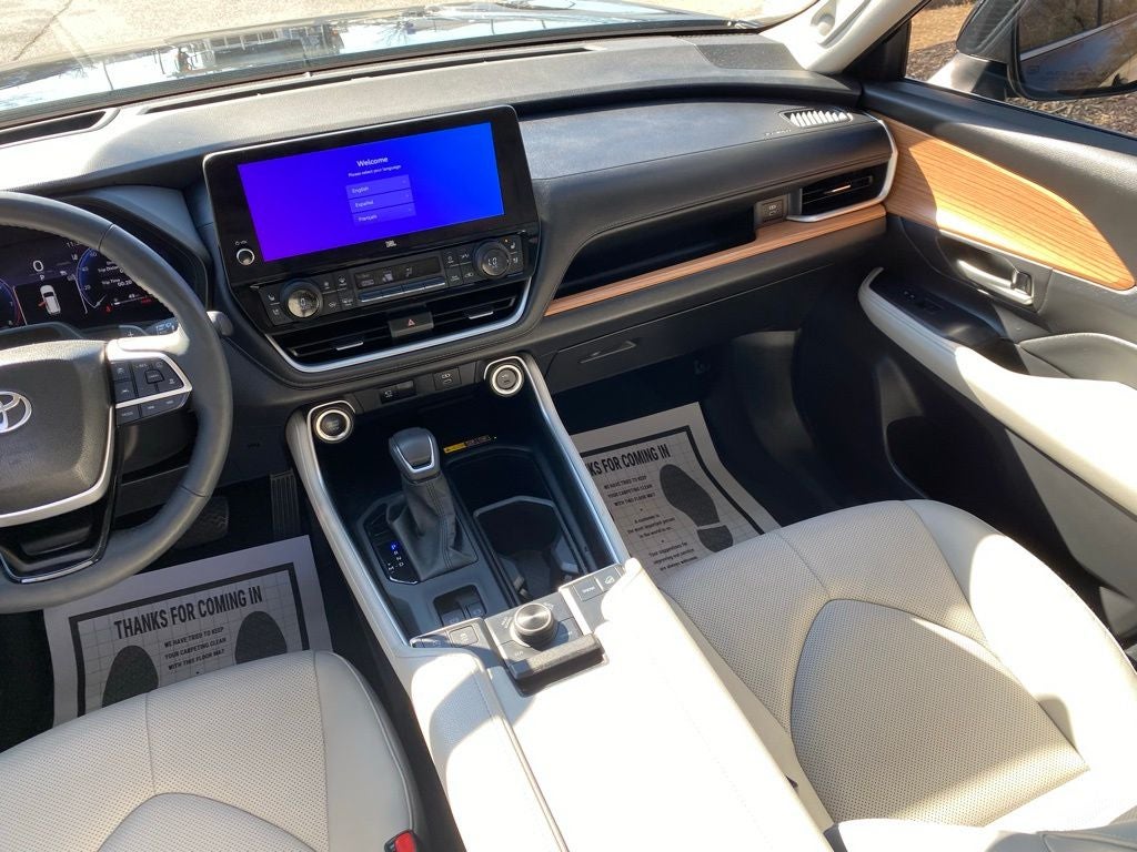 2025 Toyota Grand Highlander Platinum