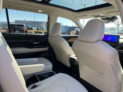 2025 Toyota Grand Highlander Platinum