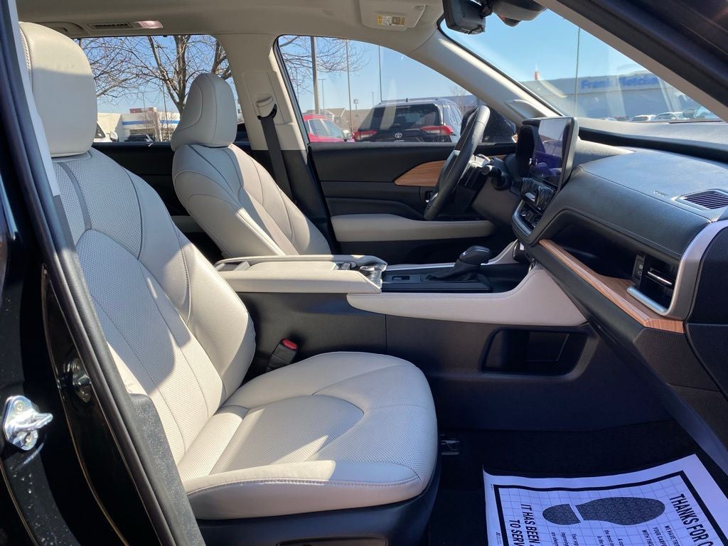 2025 Toyota Grand Highlander Platinum