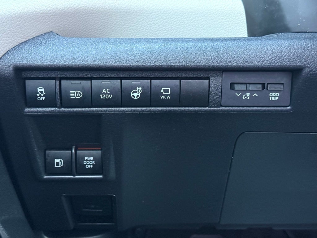 2024 Toyota Sienna Platinum 7 Passenger