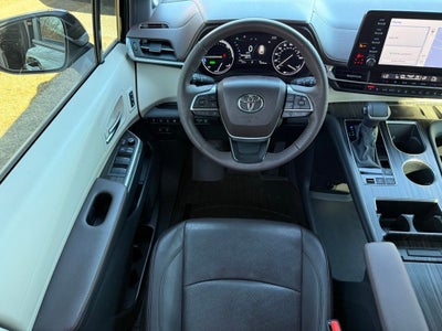 2024 Toyota Sienna Platinum 7 Passenger
