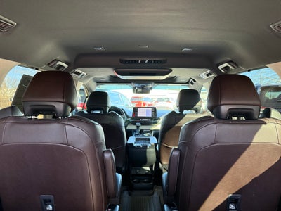 2024 Toyota Sienna Platinum 7 Passenger