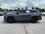 2021 Toyota Highlander XLE CLEAN CARFAX